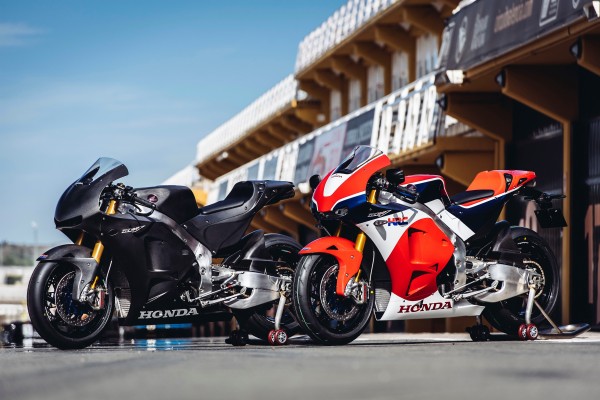 RC213V-S at the Global Press Launch at Valencia, Spain September 2015