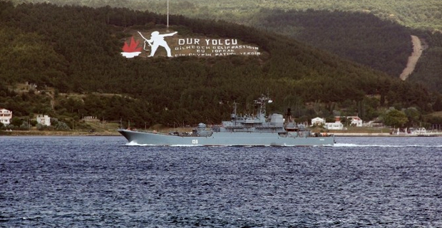 rus-savas-gemisi-canakkale-bogazi-ndan-gecti-7904664_3291_m