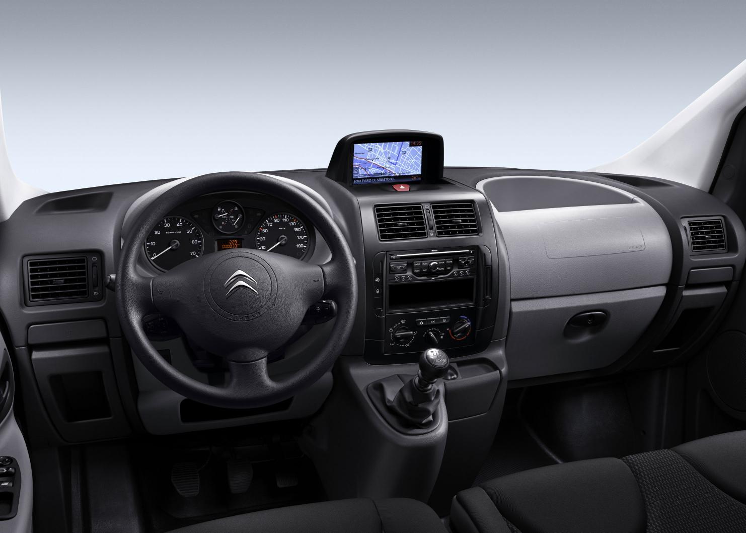 10_citroen_jumpy_VU