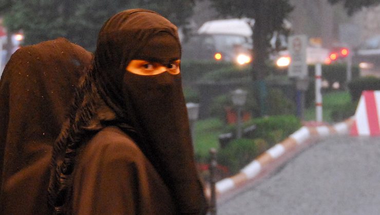 muslim-woman-burqa1