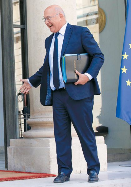 2015-09-23T111725Z_46721217_PM1EB9N10TG01_RTRMADP_3_FRANCE-POLITICS