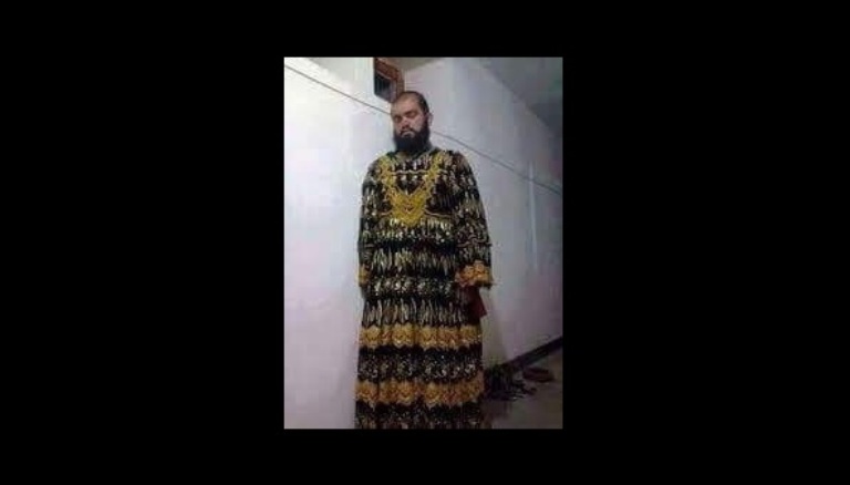 isis_travesti2