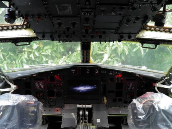 parathrhsan-ena-aeroplano-10