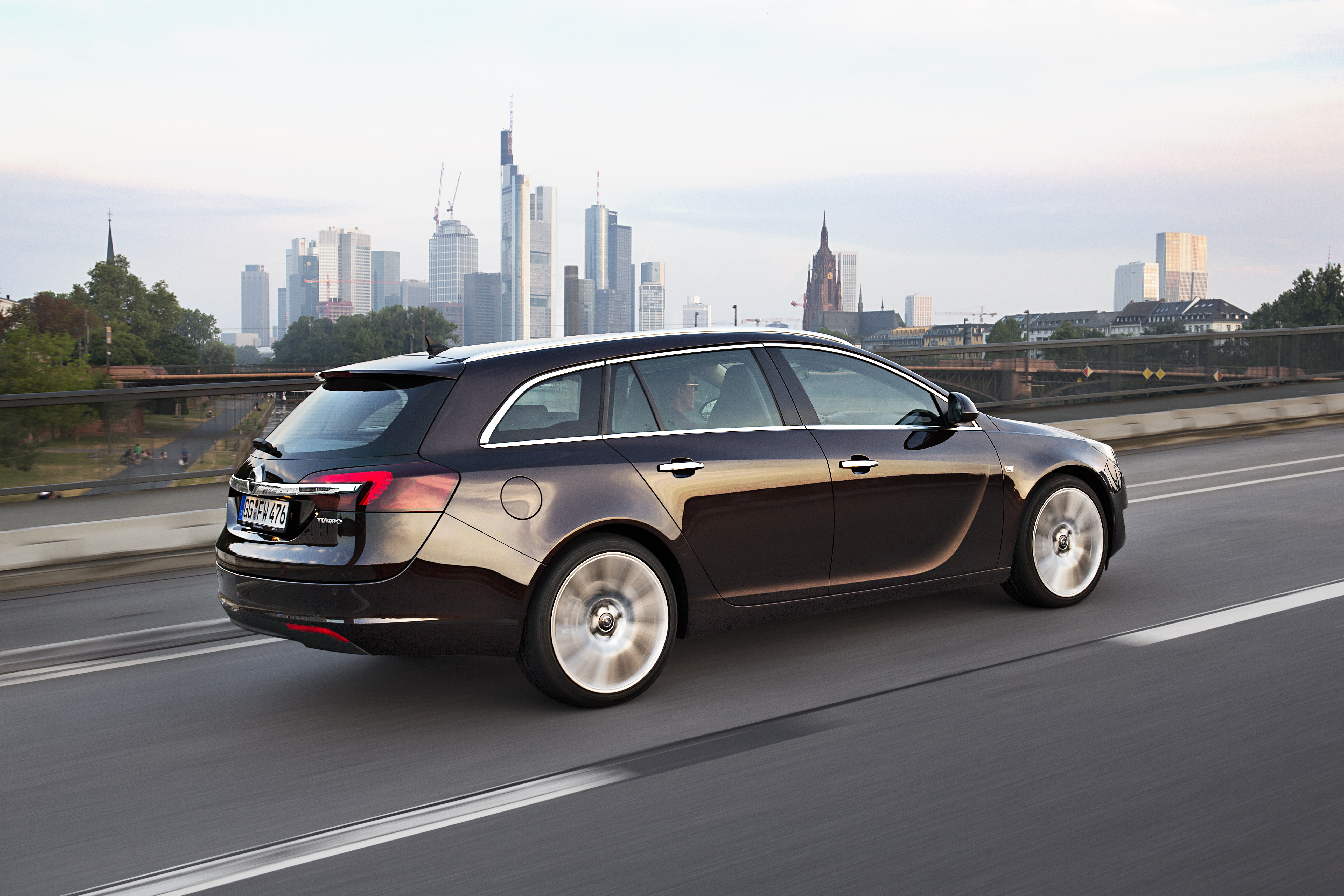 Opel-Insignia-Sports-Tourer-287568