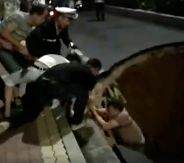 Sinkhole9-611193