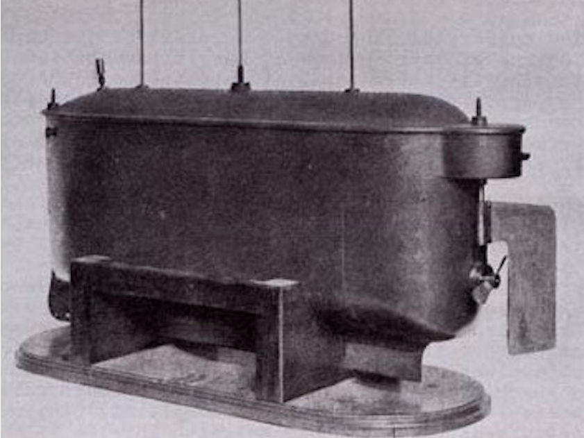 tesla_boat1