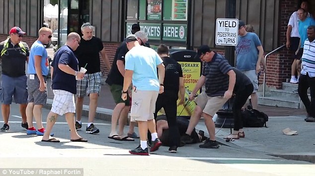 37EFCD3B00000578-3774709-image-a-6_1473097946453