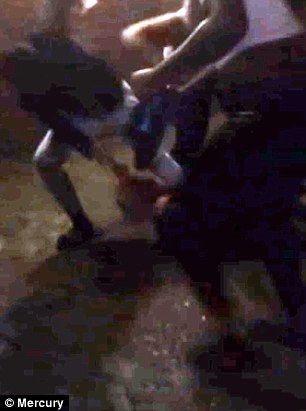 38919B5E00000578-3796245-image-a-110_1474282656641