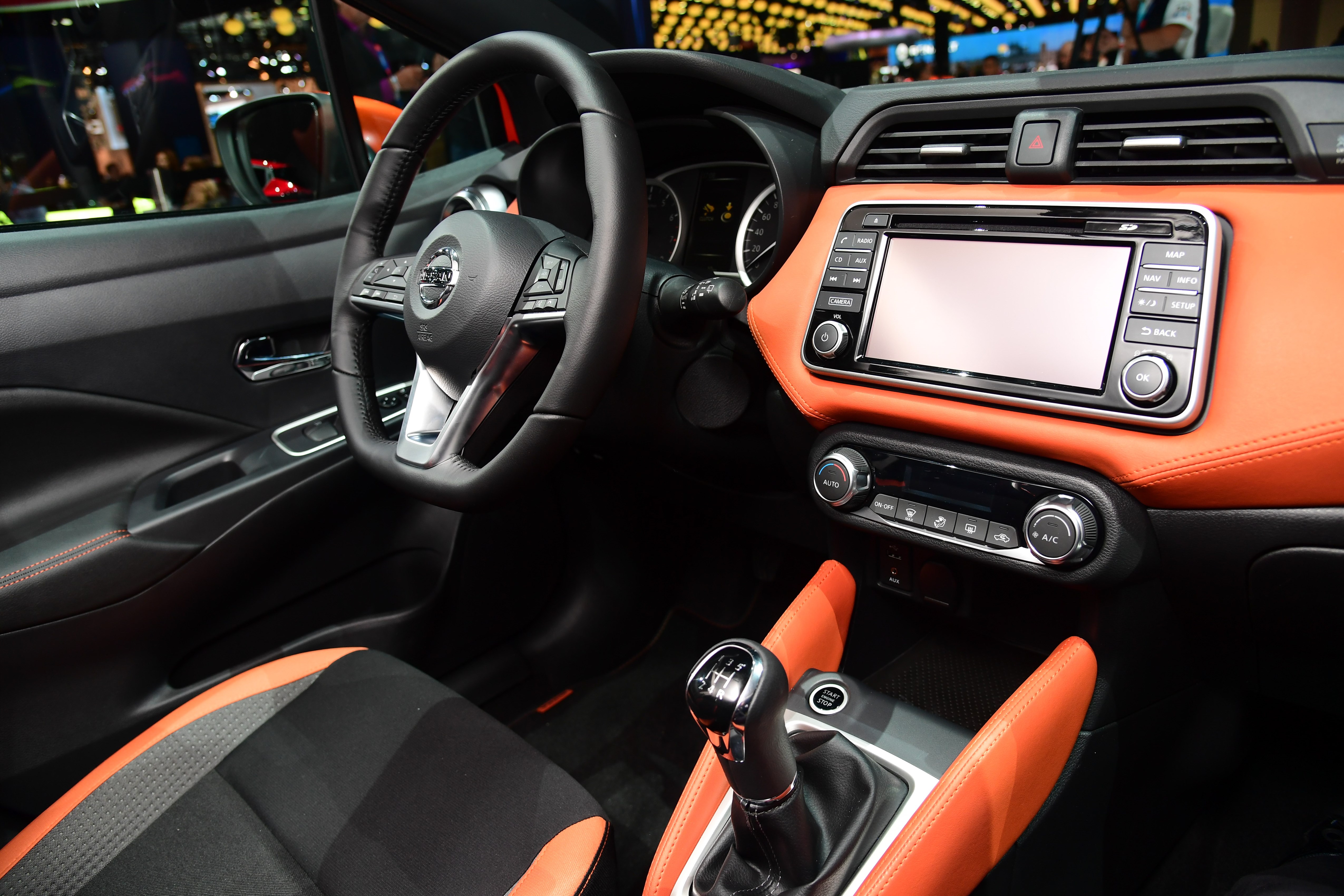 Micra Gen5 at Paris Motor Show 2016