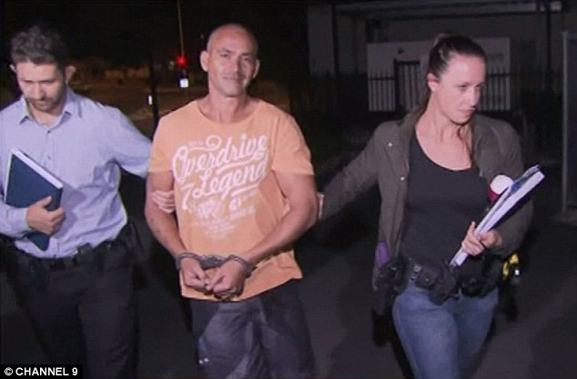 3950F2DE00000578-0-image-m-11_1476222345127