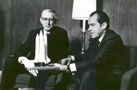 NIXON