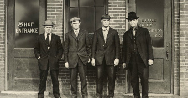 left-to-right-Arthur-Davidson-Walter-Davidson-William-Harley-and-William-Davidson-in-the-early-days-of-what-became-an-...