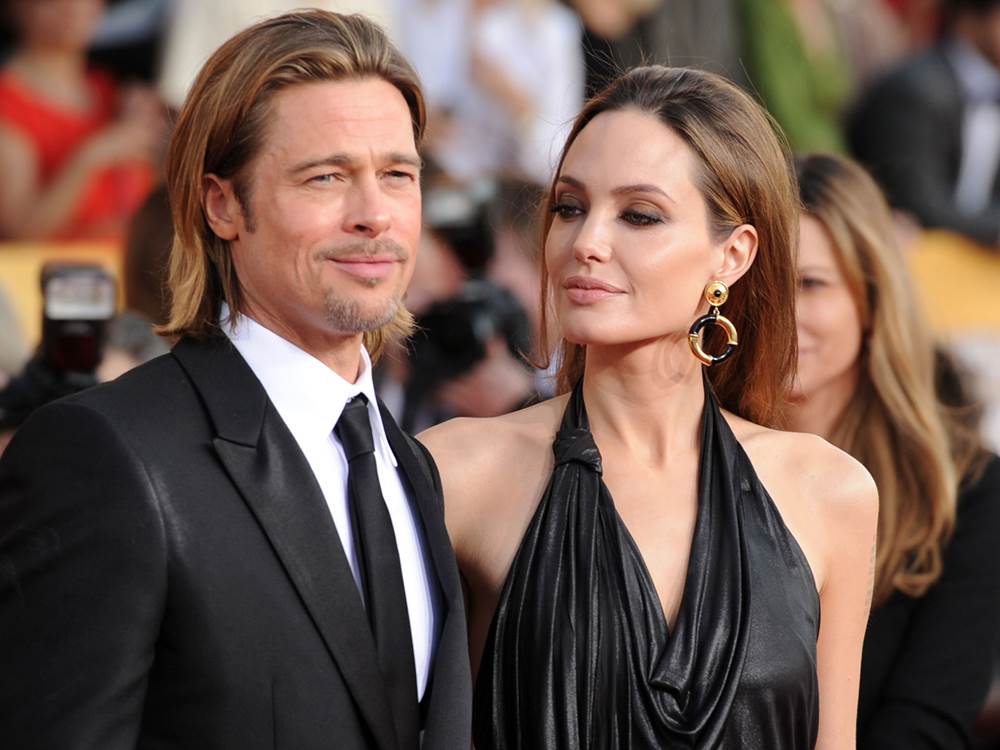 ss-120921-angelina-jolie-brad-pitt-tease-1036a.today-ss-slide-desktop