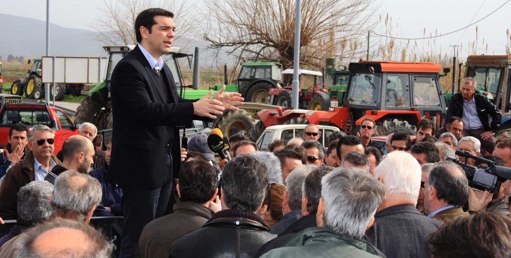 tsipras_agrotes_karotsa