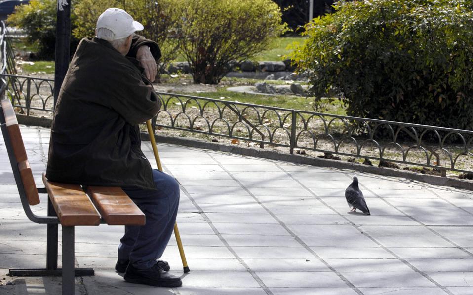 Αποτέλεσμα εικόνας για Κραυγή αγωνίας για τους συνταξιούχους: Εξαθλιωμένοι οι 8 στους 10
