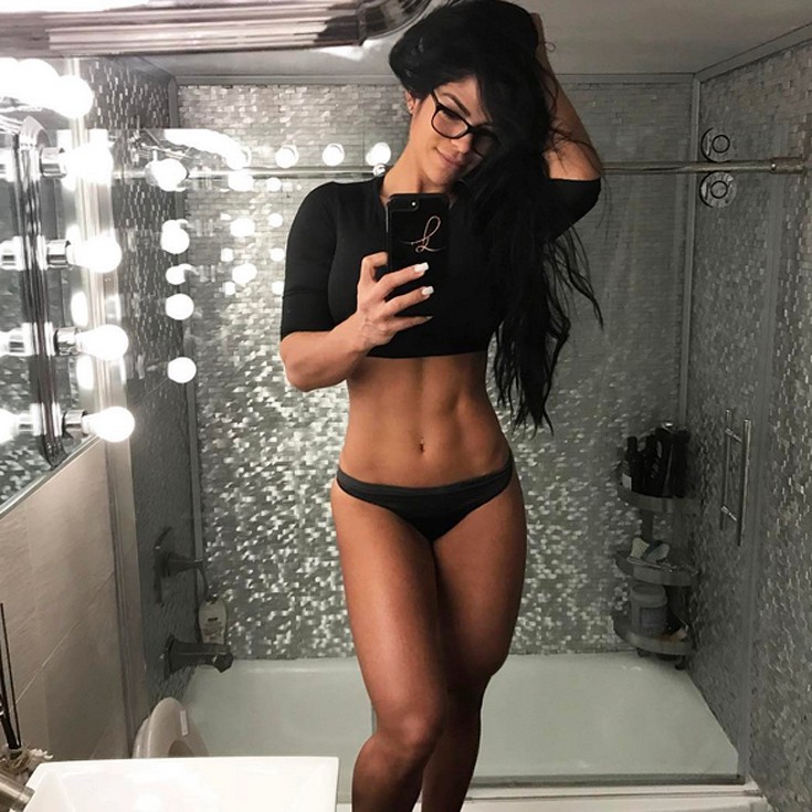 le4