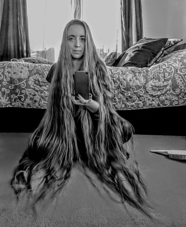PAY-PA-REAL-LIFE-Malgorzata-Kulczyk-rapunzel (1)