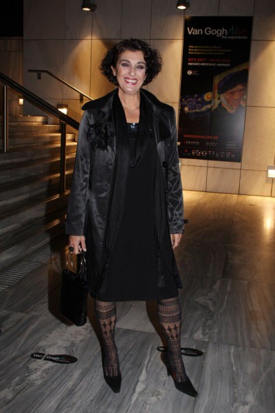 adelfi-tou-taxiarchou-theochari-apo-kalimera-zoi-1-400x600