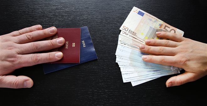 Αποτέλεσμα εικόνας για Bild: Η Ελλάδα είναι παράδεισος πλαστών διαβατηρίων