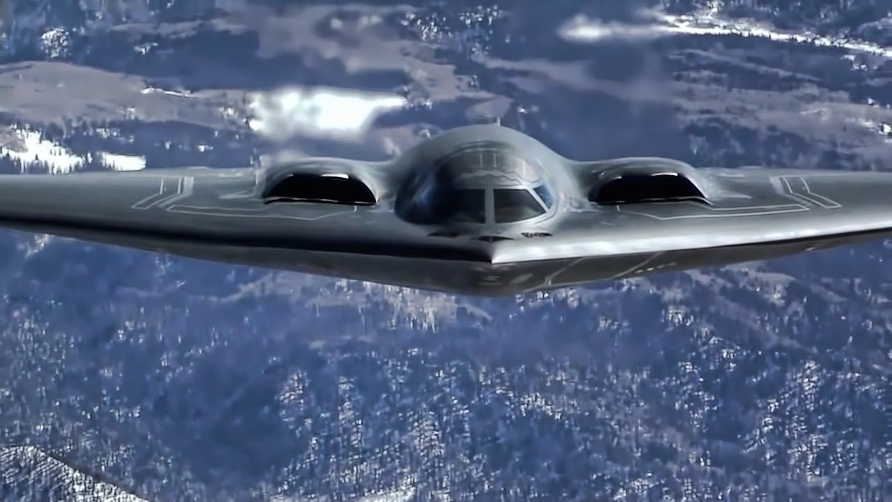 Northrop Grumman B-2 Spirit Stealth Bomber photo 5