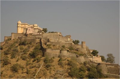 Kumbhalgarh-great-wall-India-2