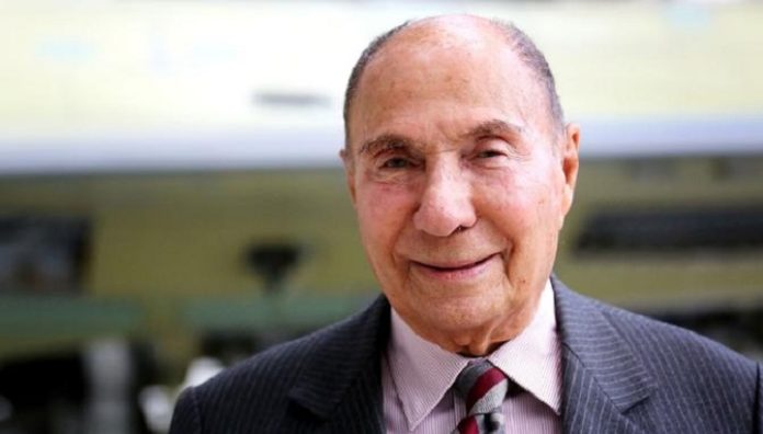 Dassault Group Chairman and CEO Serge Dassault during President Francois Hollande's visit to the assembly line of the 'Rafale' military jet fighter in the factory of French aircraft manufacturer Dassault Aviation in Merignac, near Bordeaux, southwestern France on March 4, 2015. Photo by Bernard-Salinier/ABACAPRESS.COM