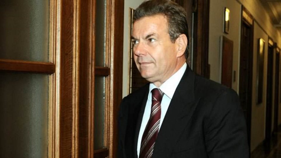 petropoulos_main01