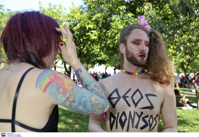 ATHENS PRIDE 2018 ÔÆÅÉÓÏÍ ÁÍÔÉÃÏÍÇ ÖÙÔÏÃÑÁÖÏÓ: ÊÁÐÁÍÔÁÇÓ ÄÇÌÇÔÑÇÓ