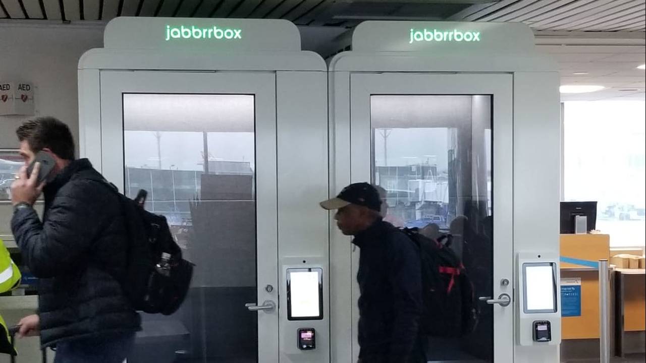 http_2F2Fcdn.cnn.com2Fcnnnext2Fdam2Fassets2F180516120221-jabbrbox-8
