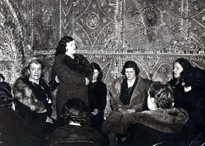 Margate-Shell-Grotto-72-700x499