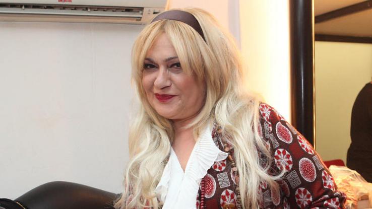 i-teueidi-tolma-perigrafei-pws-epiasa-suntrofo-na-me-apata_2.w_l