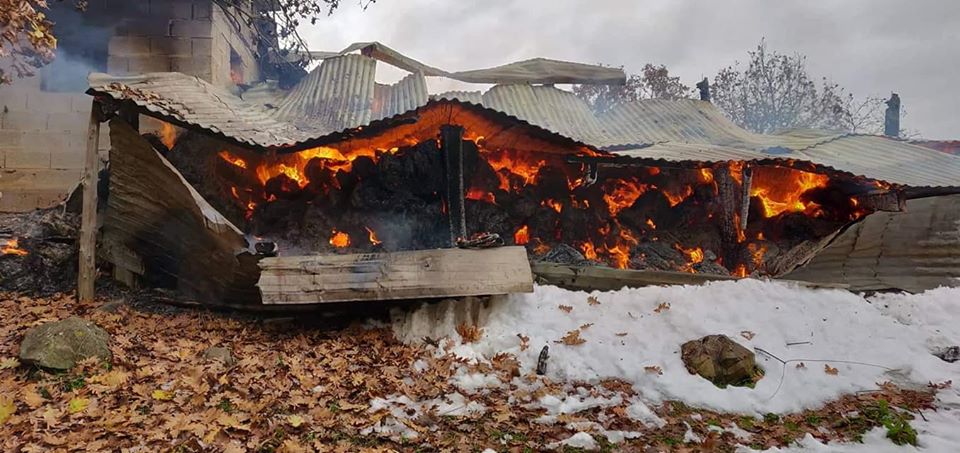 Αποτέλεσμα εικόνας για Λαθρομετανάστες έκαψαν 2 ποιμνιοστάσια: Εξοργισμένοι οι κάτοικοι- «Αν δεν γίνει κάτι ΤΩΡΑ, τέλειωσε ο Έβρος»