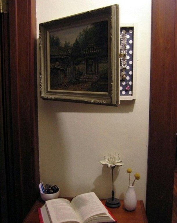 2-diy-hidden-jewelry-box