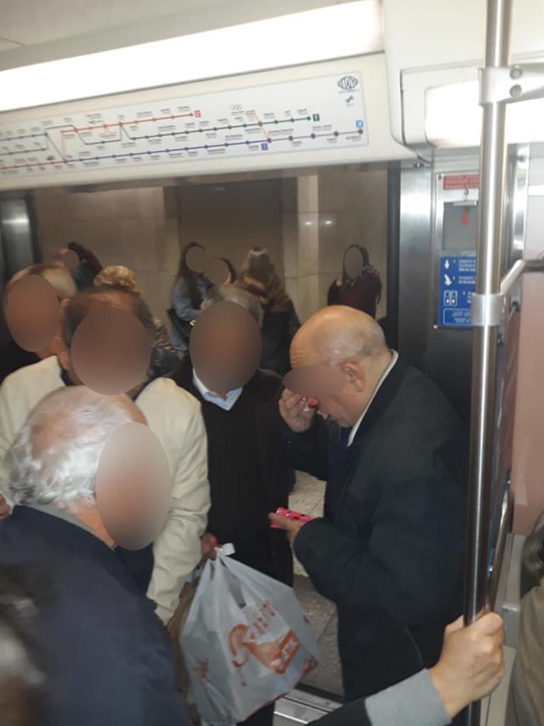 metro_syntagma_fb_1012_1-768x1024