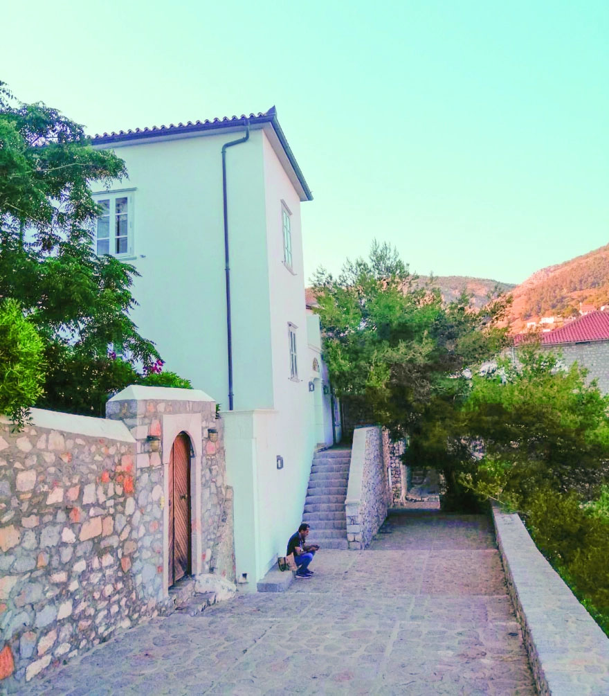 ydra