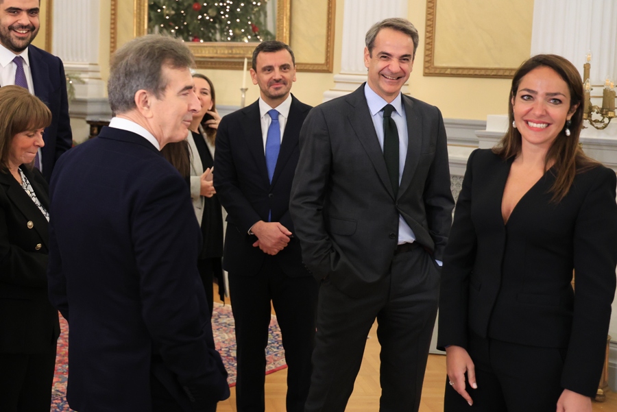 Ορκωμοσία ενώπιον της Προέδρου της Δημοκρατίας Κατερίνας Σακελλαροπούλου και παρουσία του Πρωθυπουργού Κυριάκου Μητσοτάκη των νέων υπουργών και υφυπουργών της Κυβέρνησης, Πέμπτη 4 Ιανουαρίου 2024. (ΓΙΩΡΓΟΣ ΚΟΝΤΑΡΙΝΗΣ/EUROKINISSI) (ΓΙΩΡΓΟΣ ΚΟΝΤΑΡΙΝΗΣ/EUROKINISSI)