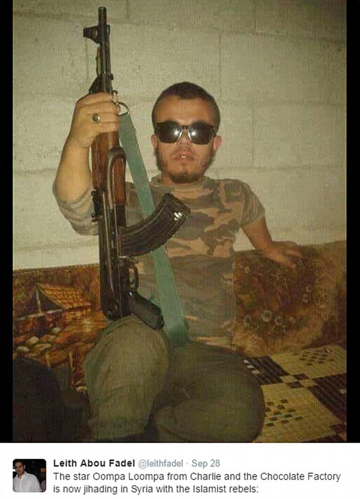 Таджик глаз террорист. Абу Ахмад Аль чихуахуа. Арабы с оружием.