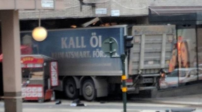 Αποτέλεσμα εικόνας για Στοκχόλμη τρόμος φορτηγό