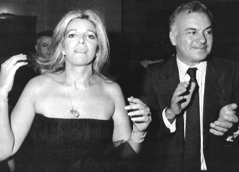 Christina Onassis and the it is rumoured she was going to marry Jorge Tchomlkdjogu  dancing at a party at the Uruguayan Embassy, near Buneoa Aires, Argentina in later 1988. (AP Photo/La Revista de Mundo Buenos Aires) *Mandatory Credit*