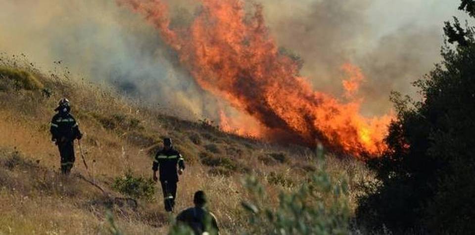ΚΑΙΓΕΤΑΙ ΑΠ' ΑΚΡΗ ΣΕ ΑΚΡΗ Η ΗΛΕΙΑ - ΣΤΑΧΤΗ ΕΓΙΝΑΝ ΣΠΙΤΙΑ ...