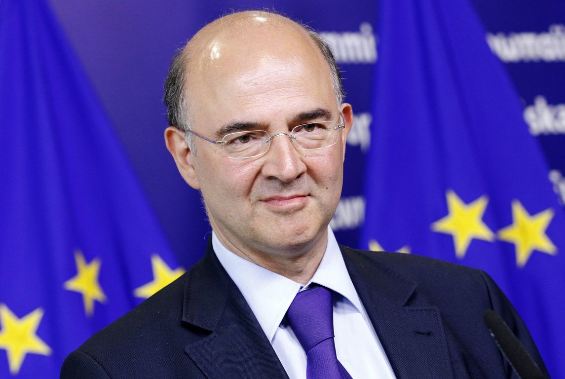 France's Minister of Economy Pierre Moscovici holds a news conference after meeting European Economic and Monetary Affairs Commissioner Olli Rehn (not pictured) at the Commission's Headquarters in Brussels June 4, 2012.  REUTERS/Sebastien Pirlet  (BELGIUM - Tags: POLITICS HEADSHOT BUSINESS)