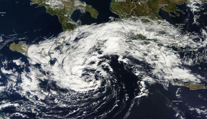 mediterranean-tropical-storm-october29 (1)