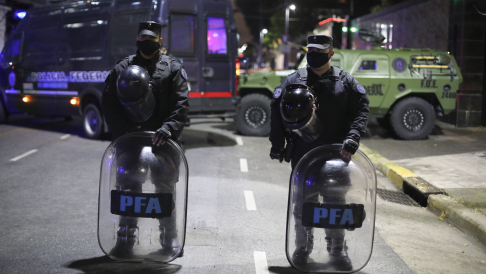 ap-argentina-police