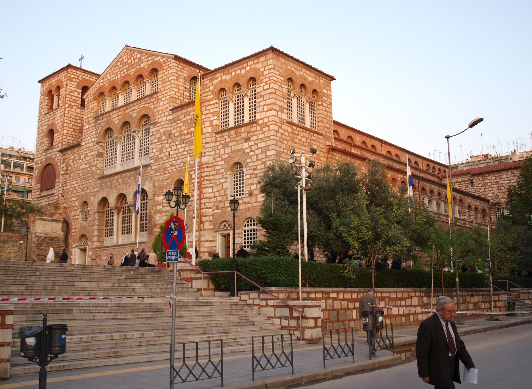 Hagios_Demetrios,_Thessaloniki_01