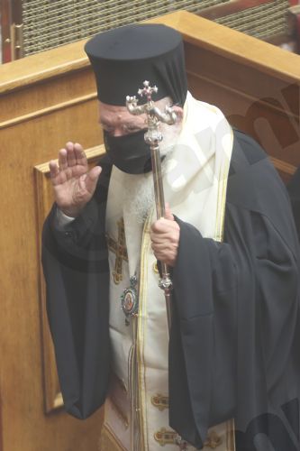 Ο Αρχιεπίσκοπος Αθηνών και πάσης Ελλάδας Ιερώνυμος στον αγιασμό πριν την έναρξη των εργασιών της Β συνόδου της Βουλής, Αθήνα Δευτέρα 5 Οκτωβρόυ 2020.