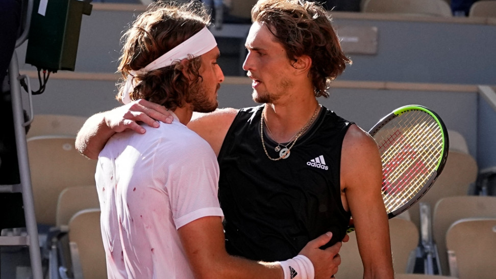 tsitsipas-stefanos-zverev-roland-garros-ap