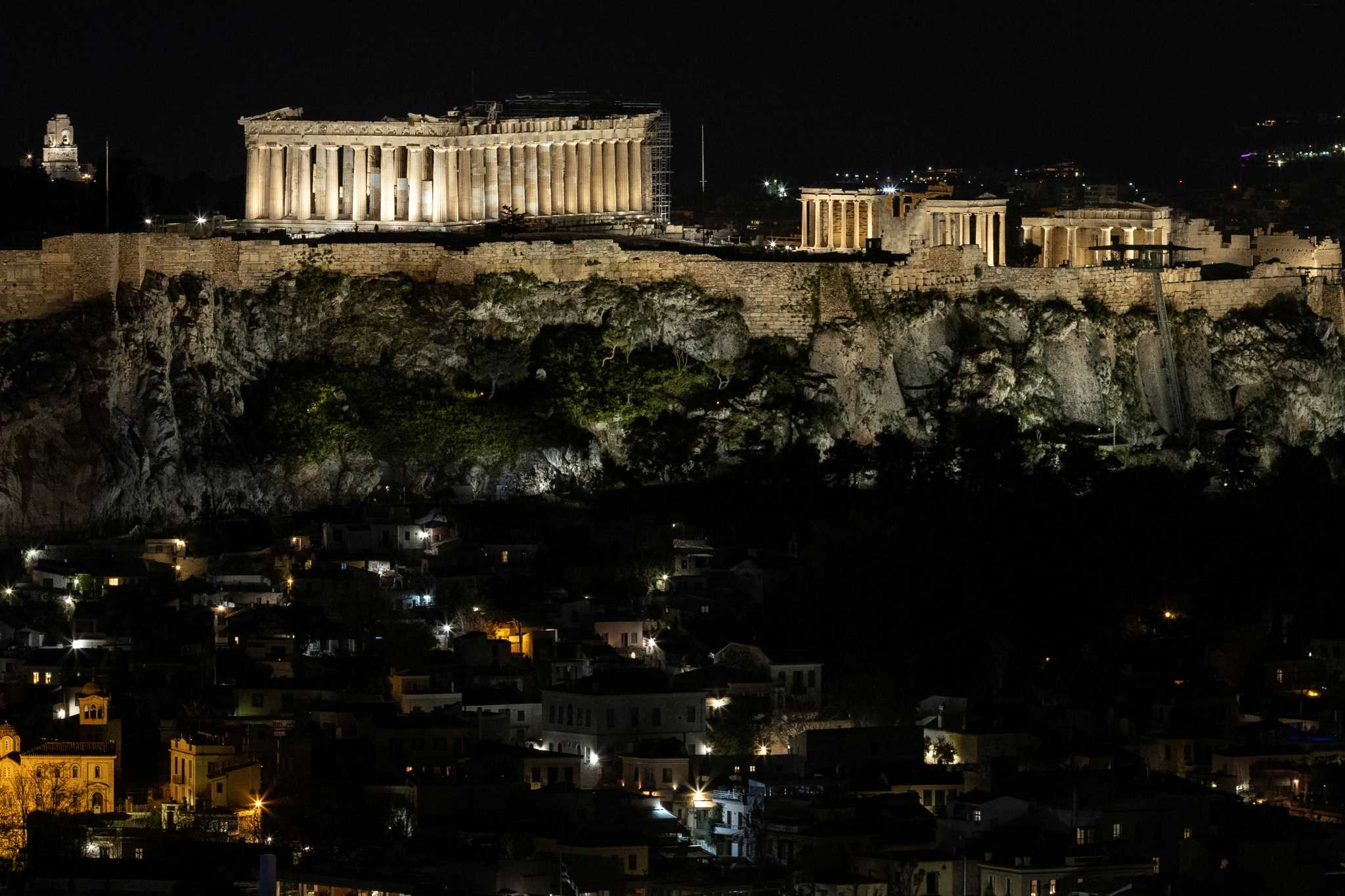 athens_r_1704_1-2048x1365