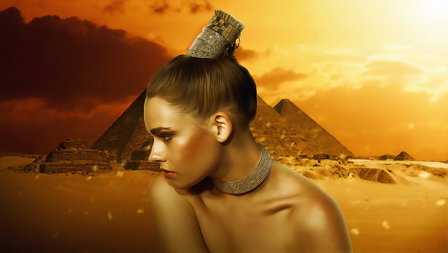 woman-model-pyramids-Image-by-Enrique-Meseguer-from-Pixabay