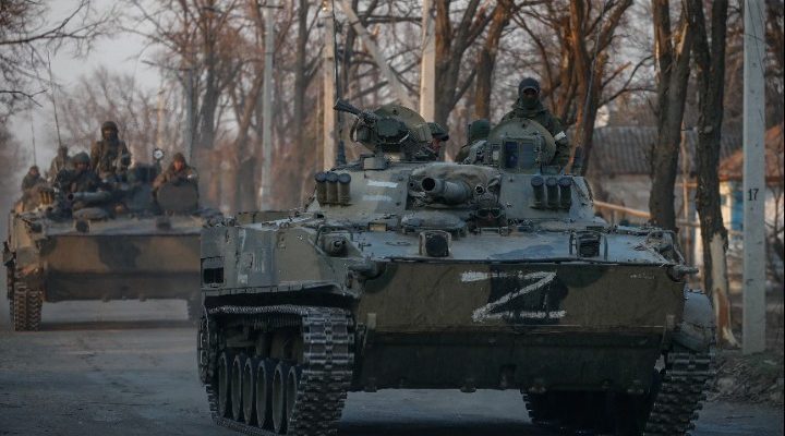 Ukraine-Russian-armoured-720x400-1