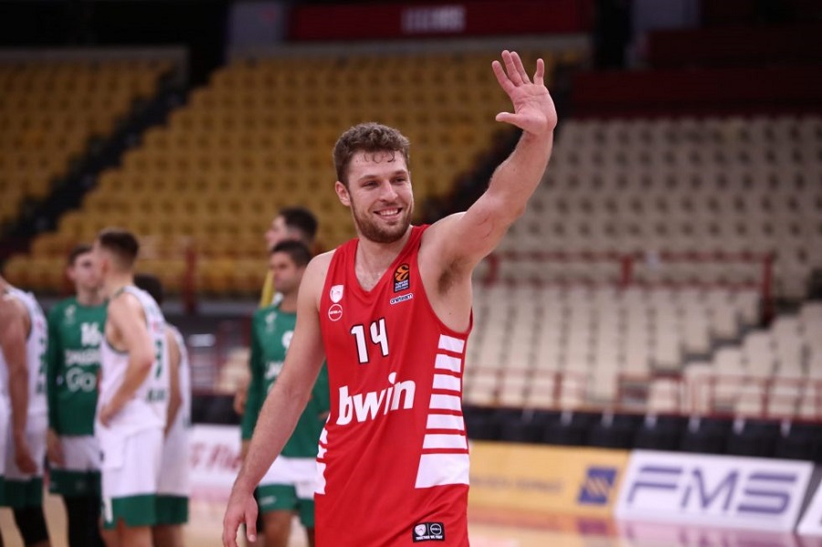 MVP της 2ης αγωνιστικής ο «μυθικός» Βεζένκοφ Makeleio.gr